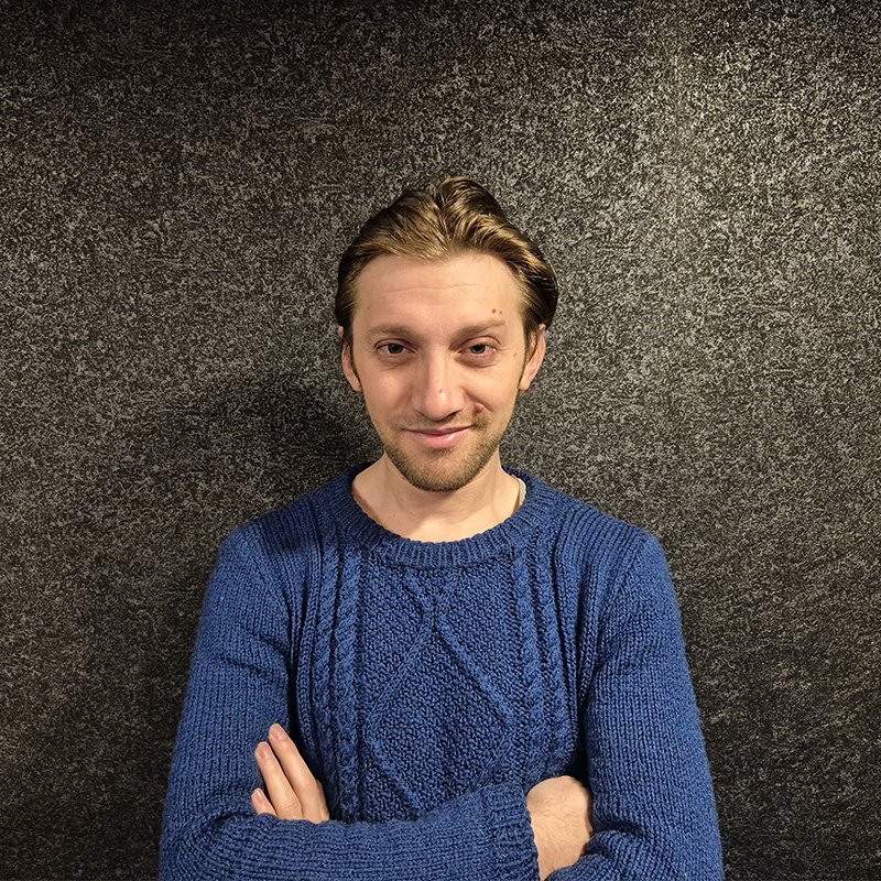 Emre Altıntaş resmi